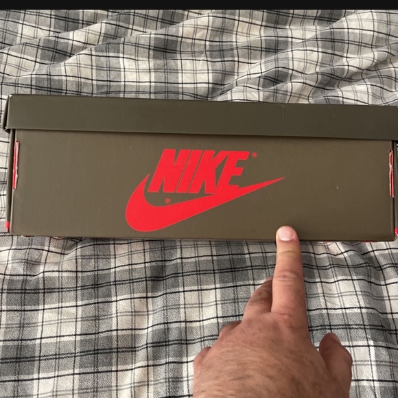 Travis Scott x Air Jordan 1 Low “Mocha” worn before but in great condition